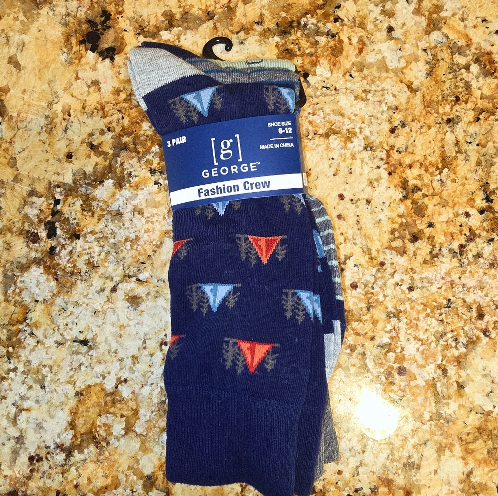 George Men’s Fashion Crew Socks 3-Pack – Lantern & Camping Theme  Size 6–12  New